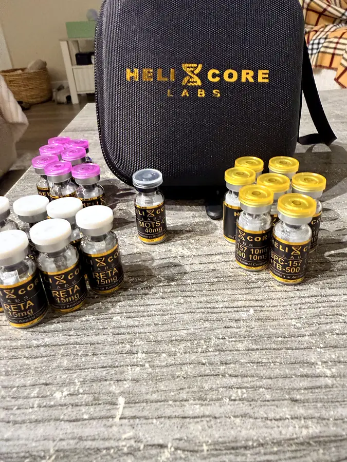Helixcore case and vial set